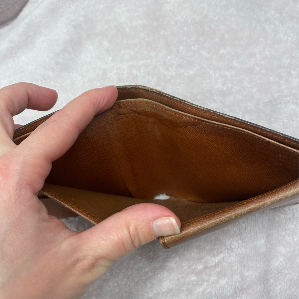 Copy LV Mono Bilford Wallet EUC - Picture 6 of 8